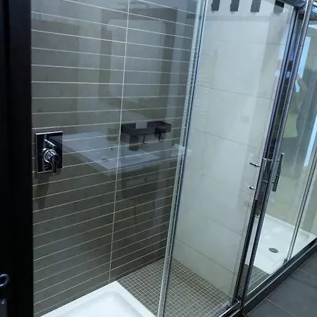 68 - Comfort Moderno & Fascino Antico Apartment